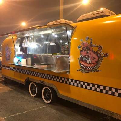 High quality mobile food truck catering truck for sale